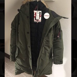 Canada Weather Gear green winter coat